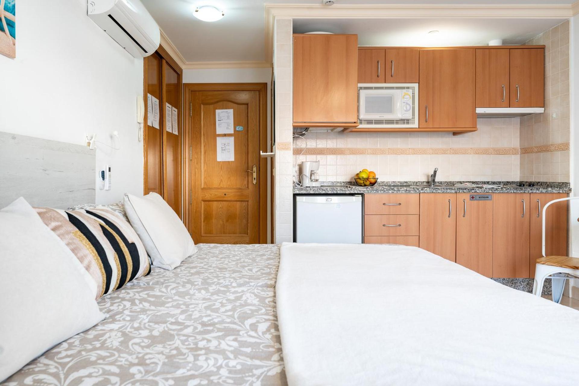 Malagasuite El Levante Apartments Torremolinos Zimmer foto